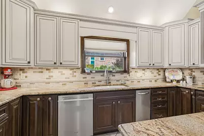 2104 Emerald Lake Drive, Arlington, TX 76013 - Photo 15
