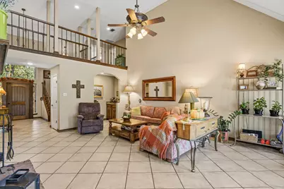 2104 Emerald Lake Drive, Arlington, TX 76013 - Photo 9