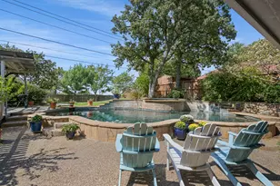 2104 Emerald Lake Dr, Arlington, TX 76013 - Photo 5