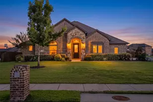 177 Hackney St, Waxahachie, TX 75165 - Photo 1
