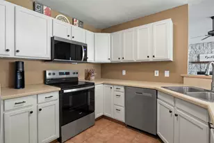 933 Calder St, Howe, TX 75459 - Photo 9