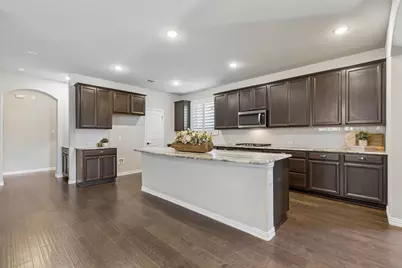 2113 Almassera Drive, Little Elm, TX 75068 - Photo 9