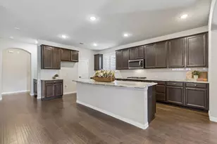 2113 Almassera Dr, Little Elm, TX 75068 - Photo 9