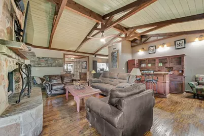 705 N Main Street, Grapevine, TX 76051 - Photo 7