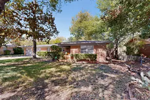 6905 Norma St, Fort Worth, TX 76112 - Photo 3