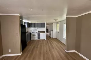 204 W Tarrant St, Cumby, TX 75433 - Photo 3