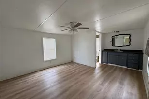 204 W Tarrant St, Cumby, TX 75433 - Photo 9