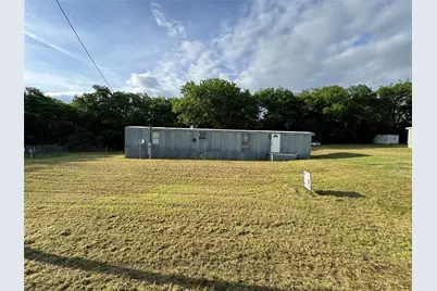 204 W Tarrant Street, Cumby, TX 75433 - Photo 17