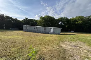 204 W Tarrant St, Cumby, TX 75433 - Photo 1