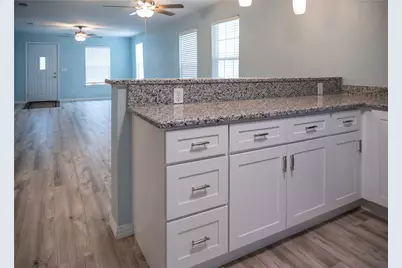 506 W 7th Street, Bonham, TX 75418 - Photo 15