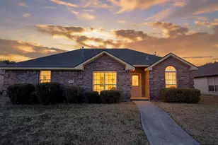 7513 Bryn Mawr Dr, Rowlett, TX 75089 - Photo 1