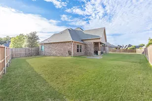 1037 Addison Ave, Pottsboro, TX 75076 - Photo 5
