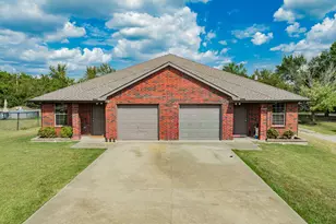 26 Duplex Portfolio, Commerce, TX 75428 - Photo 3