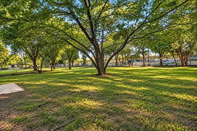 1003 E Dallas Street, Mansfield, TX 76063 - Photo 15