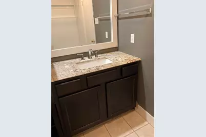 2714 McCart Avenue, Fort Worth, TX 76110 - Photo 7
