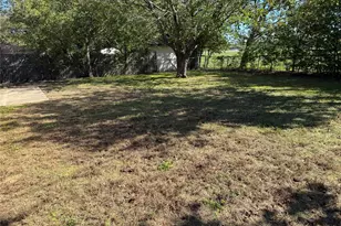 6604 Brookshire Trail, North Richland Hills, TX 76182 - Photo 11