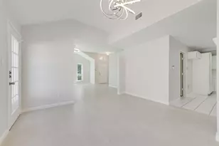 7016 Snowivy Ct, Arlington, TX 76001 - Photo 11