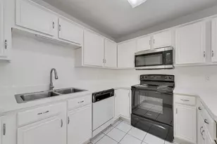 7016 Snowivy Ct, Arlington, TX 76001 - Photo 13