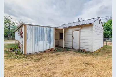 1201 N 10th Street, Ballinger, TX 76821 - Photo 35