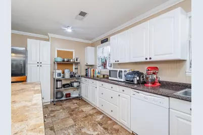 1201 N 10th Street, Ballinger, TX 76821 - Photo 19