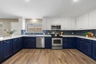 9735 Queenswood Ln, Dallas, TX 75238 - Photo 7