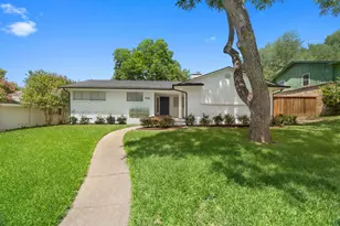 9735 Queenswood Ln, Dallas, TX 75238 - Photo 3