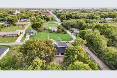 104 E Miller, Whitewright, TX 75491 - Photo 29