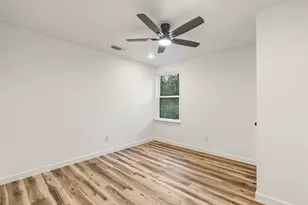 104 E Miller, Whitewright, TX 75491 - Photo 19
