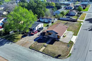 2745 S Jones St, Fort Worth, TX 76104 - Photo 3