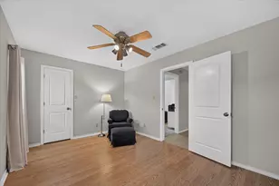 8019 Eagle Trail, Dallas, TX 75238 - Photo 23