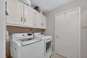 8019 Eagle Trail, Dallas, TX 75238 - Photo 15