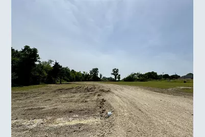 4213 Elkins Avenue, Lancaster, TX 75134 - Photo 5
