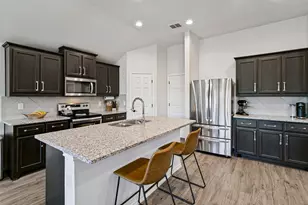 300 Balcones Dr, Fort Worth, TX 76108 - Photo 9