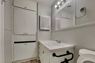 605 Thompson Dr, Saginaw, TX 76179 - Photo 15