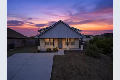 2316 Woodview Trail, Granbury, TX 76048 - Photo 3