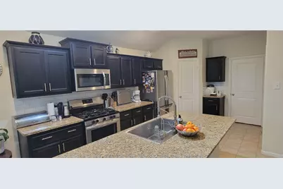 10017 Clemmons Road, Fort Worth, TX 76108 - Photo 5