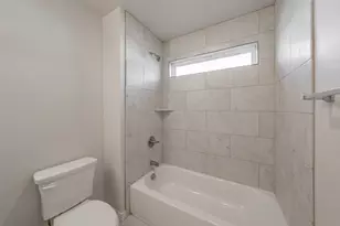 6215 Roby Dr, Arlington, TX 76001 - Photo 25
