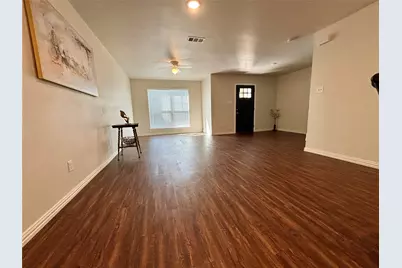 6215 Roby Drive, Arlington, TX 76001 - Photo 3