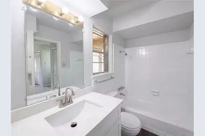 3327 Portlock Drive, Farmers Branch, TX 75234 - Photo 13