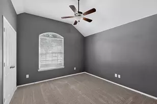 1336 Shelley Dr, Burleson, TX 76028 - Photo 9