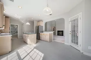 9612 E Oaks Ln, Irving, TX 75063 - Photo 7
