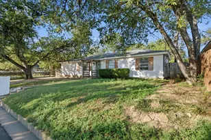 707 N Walnut St, Weatherford, TX 76086 - Photo 1