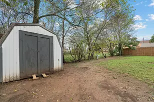 707 N Walnut St, Weatherford, TX 76086 - Photo 23