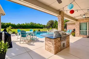 909 Amblewood Dr, Lucas, TX 75002 - Photo 25
