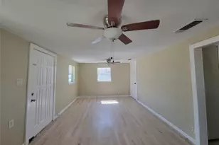 1415 Roberts Cut Off Rd, River Oaks, TX 76114 - Photo 3