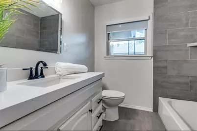 1323 Engle Avenue, Dallas, TX 75224 - Photo 15