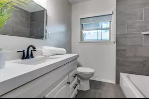 1323 Engle Ave, Dallas, TX 75224 - Photo 15