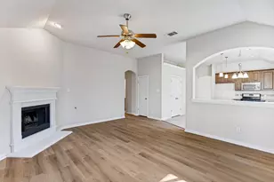 12441 Woods Edge Trail, Fort Worth, TX 76244 - Photo 11