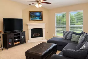 1121 Lake Hollow Dr, Little Elm, TX 75068 - Photo 7