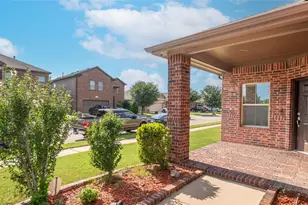 1801 Potrillo Ln, Fort Worth, TX 76131 - Photo 5